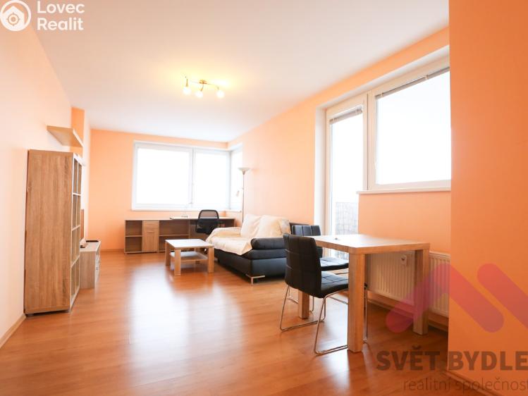 Pronájem bytu 2+KK Praha, Pod Harfou 938/38 č. 4