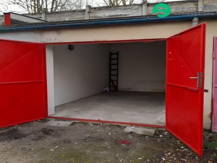 Prodej garáže Božkov, lobezská č. 1