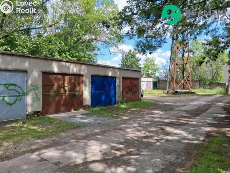 Prodej garáže Božkov, lobezská č. 3