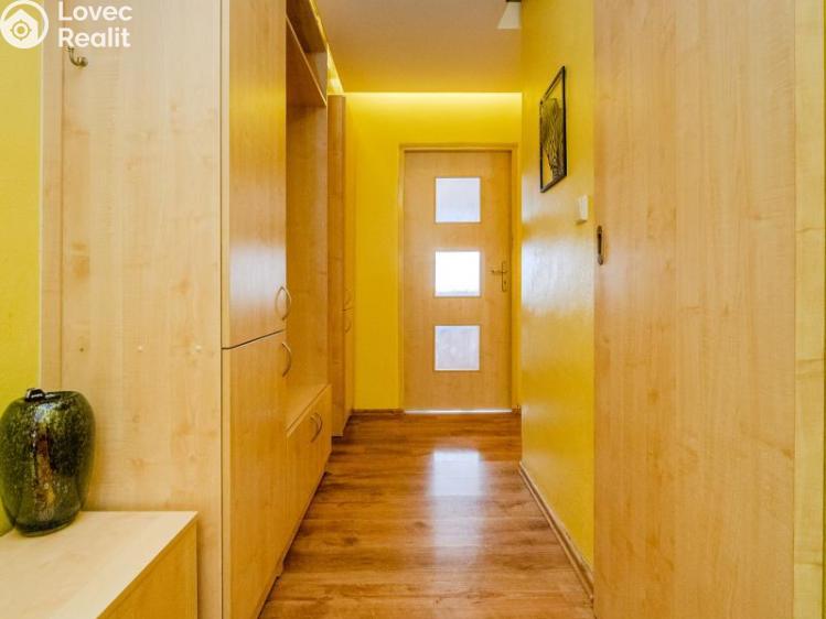 Prodej bytu 2+1 Ostrava, Vršovců č. 8