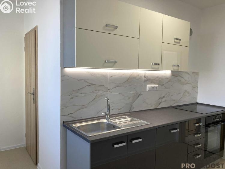 Pronájem bytu 4+1 Znojmo, náměstí Svobody č. 6