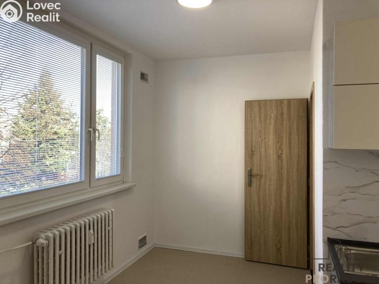 Pronájem bytu 4+1 Znojmo, náměstí Svobody č. 11