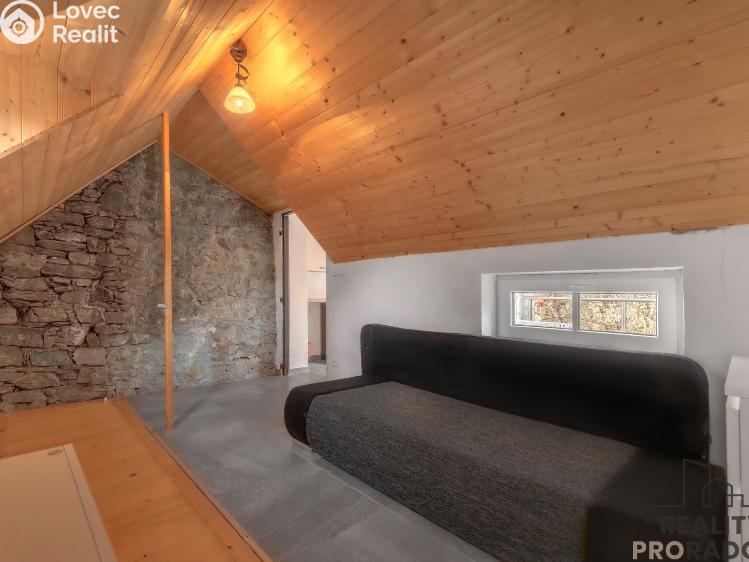 Продажа семейного дома Vranov nad Dyjí, Zadní Hamry č. 11