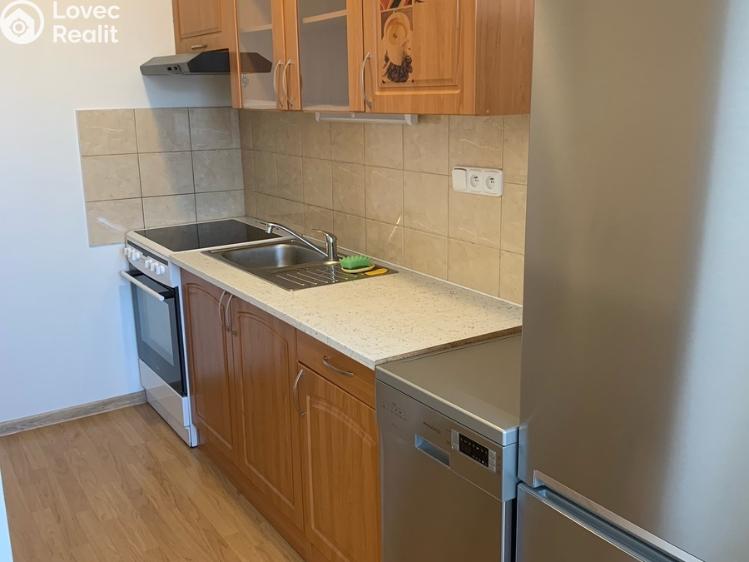 Rent apartment 3+1 Praha, U jezera č. 2