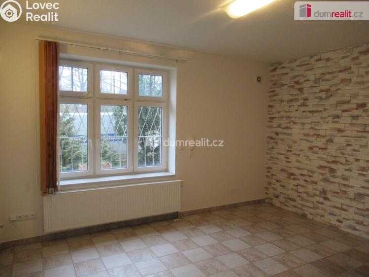 Оренда офісного приміщення Praha 14, Svépravická č. 9