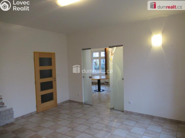 Оренда офісного приміщення Praha 14, Svépravická č. 10