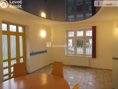 Оренда офісного приміщення Praha 14, Svépravická č. 3