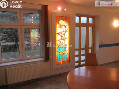 Оренда офісного приміщення Praha 14, Svépravická č. 4