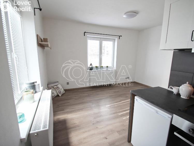Rent apartment 2+KK Hořovice, Sklenářka 567/35 č. 10