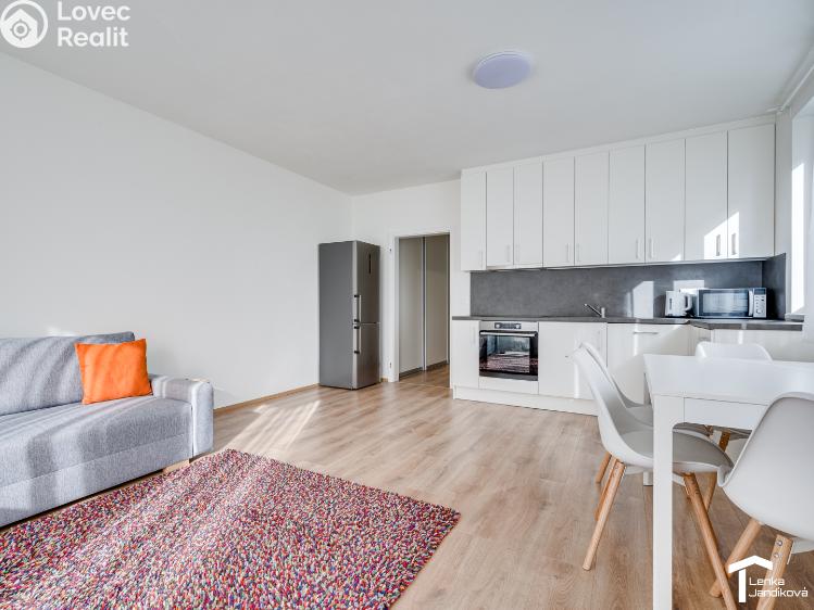 Pronájem bytu 3+KK Pardubice, Východní 563 č. 7