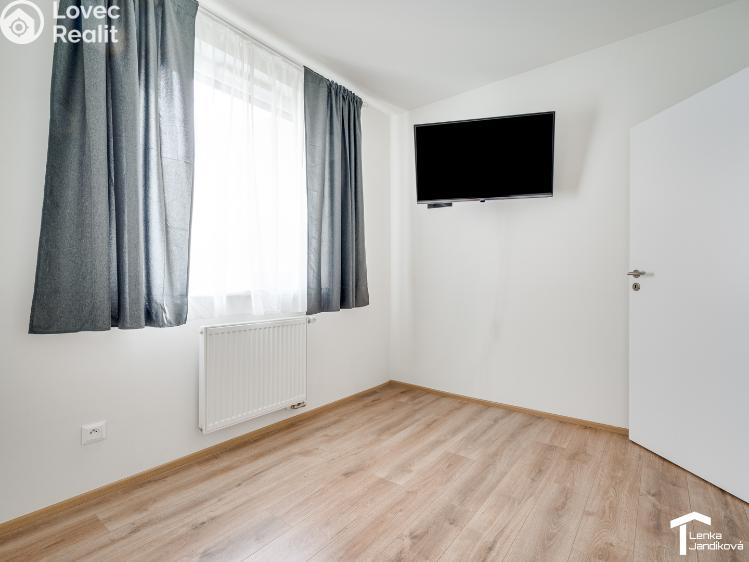 Pronájem bytu 3+KK Pardubice, Východní 563 č. 10