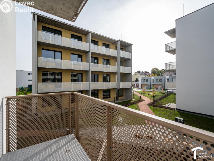 Pronájem bytu 3+KK Pardubice, Východní 563 č. 11