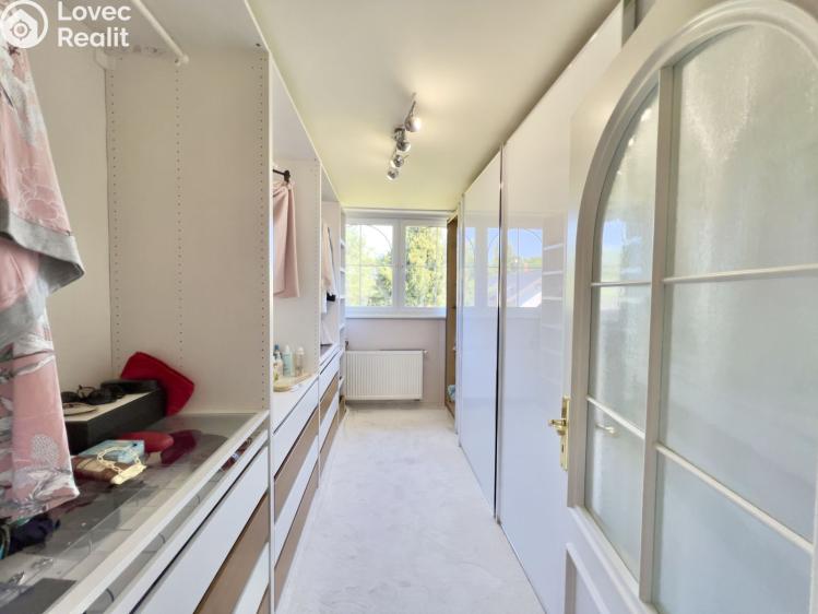 Prodej rodinného domu Praha, Hulická č. 3