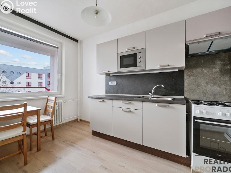 Pronájem bytu 1+1 Pardubice, Spojilská 1774 č. 2