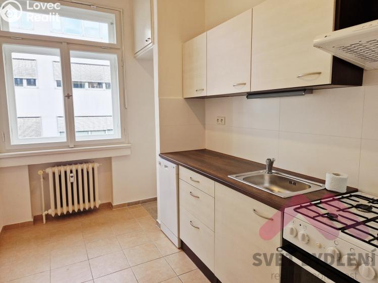 Pronájem bytu 1+1 Praha, Kouřimská č. 3