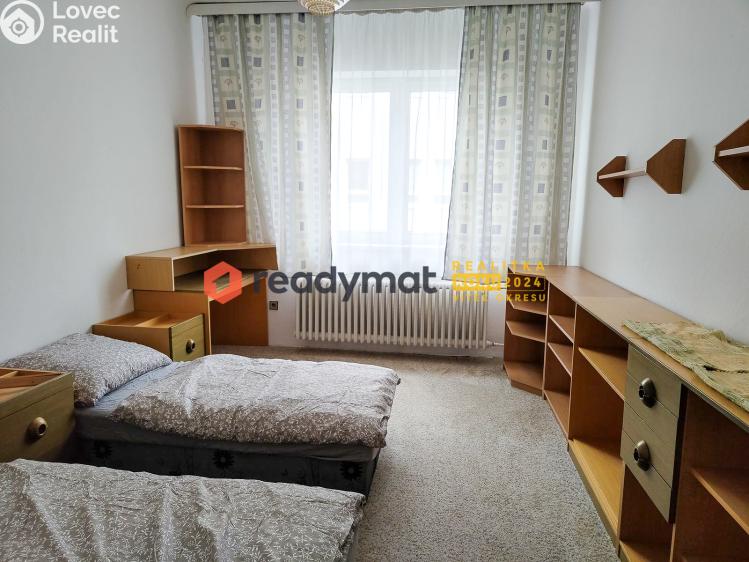 Pronájem bytu 4+1 Hodonín, Dobrovolského č. 7