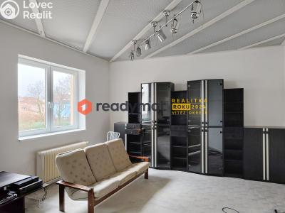 Pronájem bytu 4+1 Hodonín, Dobrovolského č. 5