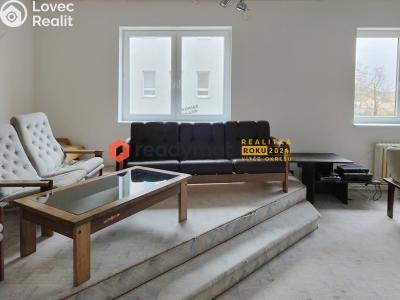 Pronájem bytu 4+1 Hodonín, Dobrovolského č. 6