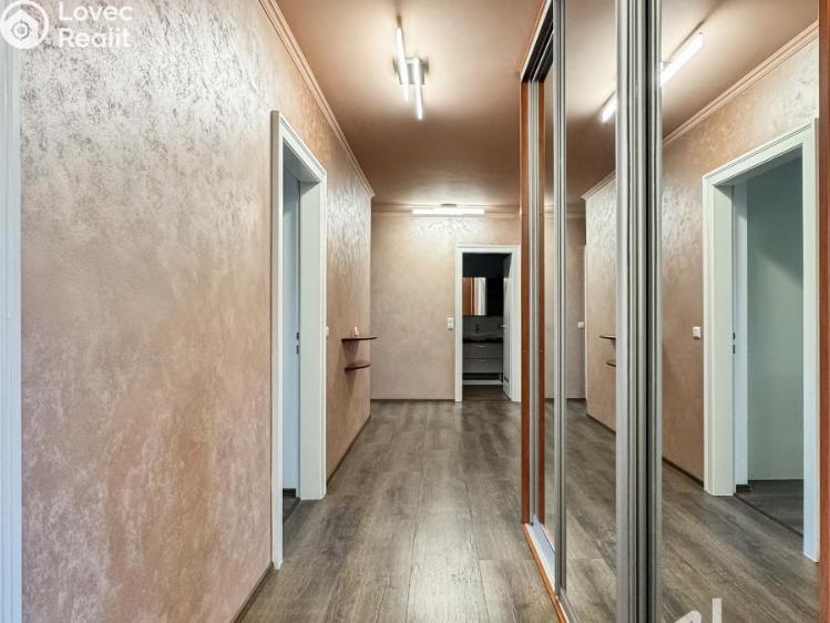 Pronájem bytu 4+KK Praha, U Zvonařky 2536/1a č. 18