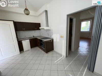 Pronájem bytu 2+1 Jeneč, Lidická č. 1