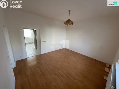 Pronájem bytu 2+1 Jeneč, Lidická č. 4