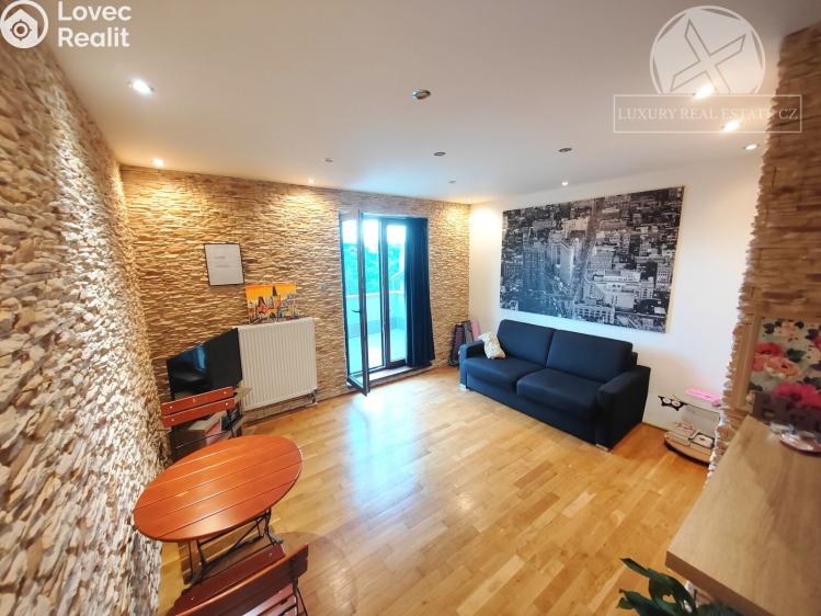 Pronájem bytu 1+KK Praha, Podolská č. 2