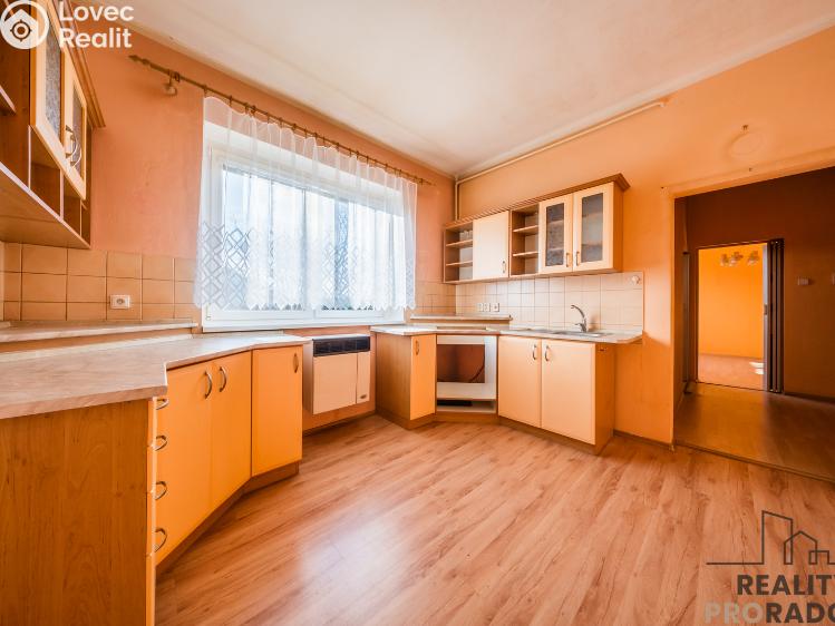 Prodej bytu 2+KK Bzenec, J. Wolkra 1068 č. 9