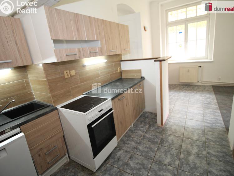 Pronájem bytu 2+1 Mariánské Lázně, Hlavní třída č. 3