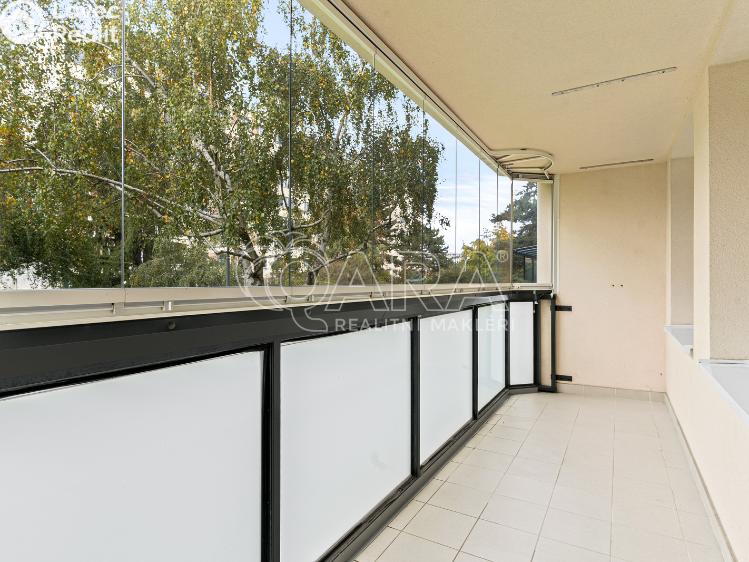 Продажа квартиры 4+1 Praha, Hněvkovského 1372/1 č. 4