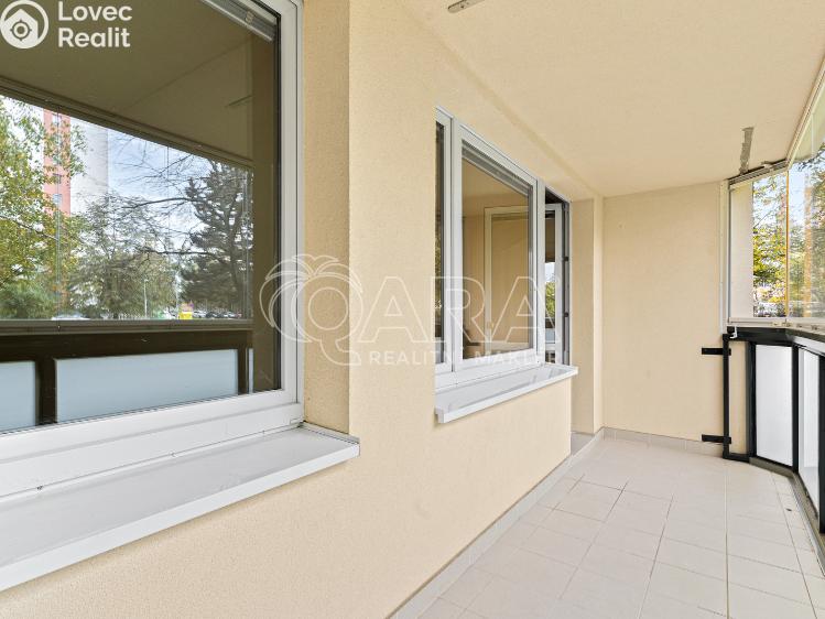 Продажа квартиры 4+1 Praha, Hněvkovského 1372/1 č. 22