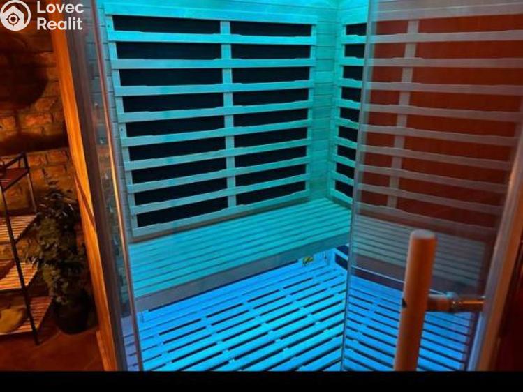 Pronájem obchodního prostoru Praha, Čajkovského č. 20