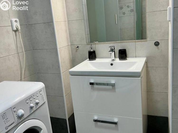 Pronájem bytu 2+KK Praha, Muchova č. 8