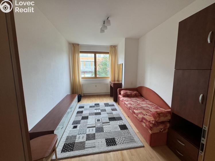 Pronájem bytu 3+KK Praha, Naardenská č. 4