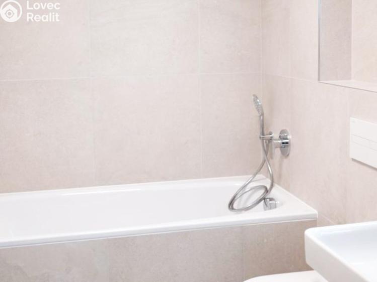 Pronájem bytu 3+KK Praha 5, Stodůlky, Hábova 3209/5 č. 8