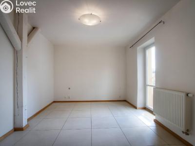 Pronájem bytu 2+KK Praha, Komunardů č. 4