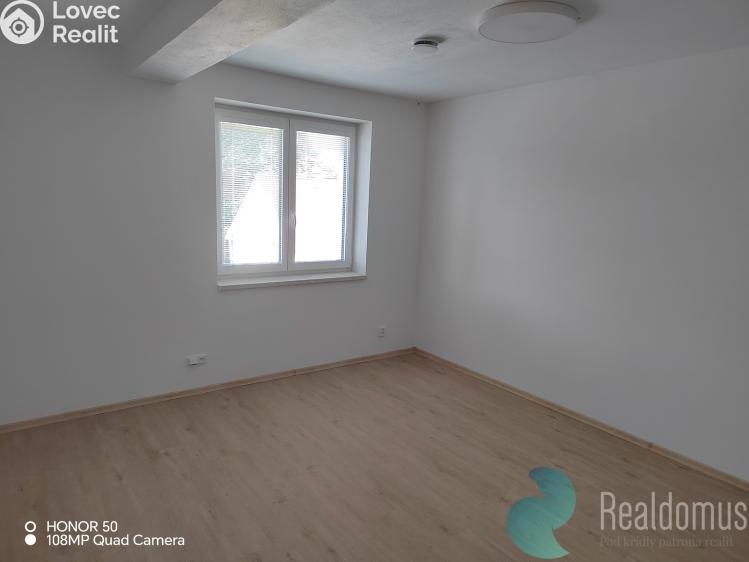 Pronájem bytu 3+KK Trhové Sviny, Pekárenská 1330 č. 5