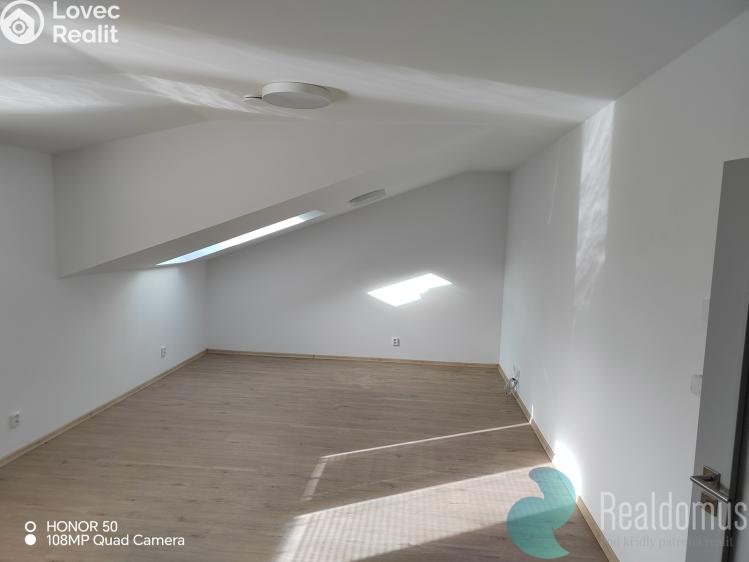 Rent apartment 3+KK Trhové Sviny, Pekárenská 1330 č. 4