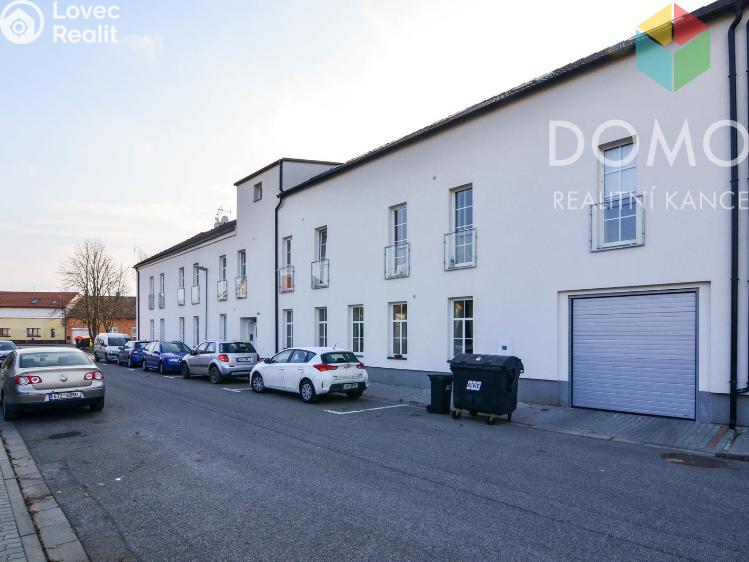 Pronájem bytu 1+KK Beroun, Svatopluka Čecha 201/1 č. 9