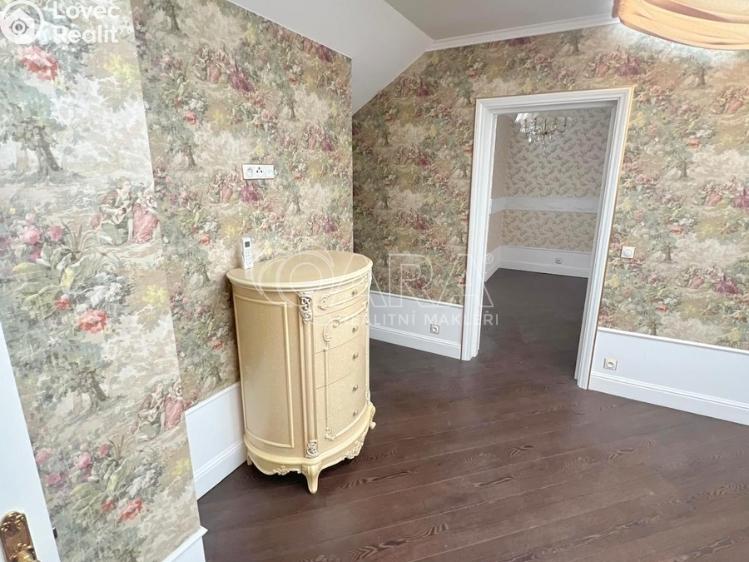 Продаж нестандартної квартири Praha č. 3