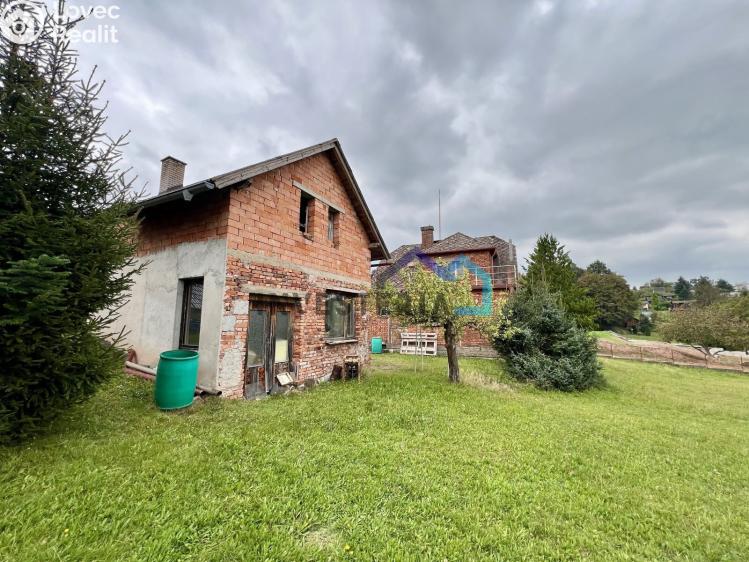 Prodej rodinného domu Červený Kostelec, Lipky 123 č. 7