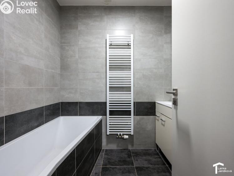 Pronájem bytu 2+KK Pardubice, Sladkovského 359 č. 10