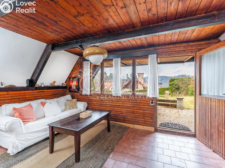 Sale hut Slapy č. 8