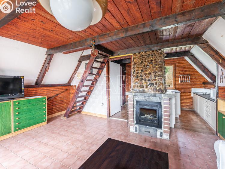 Sale hut Slapy č. 9