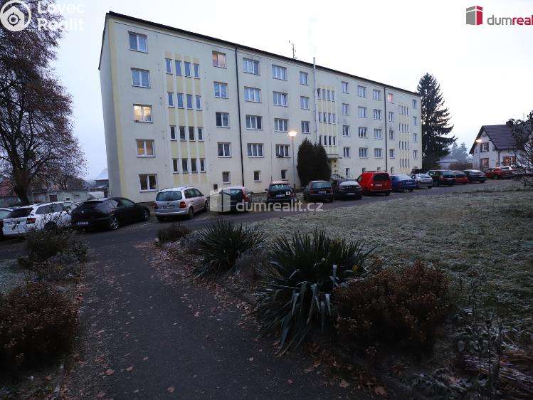 Продажа квартиры 2+1 Hroznětín, Sídliště č. 13