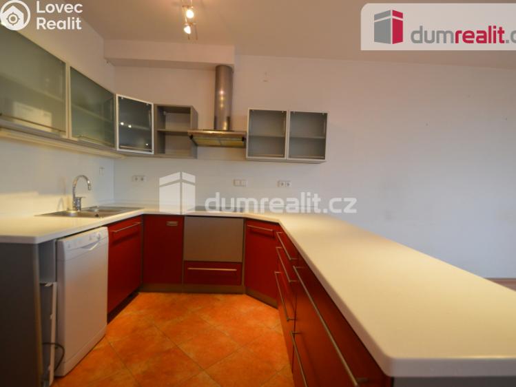 Pronájem bytu 2+KK Praha 12, Otradovická č. 4