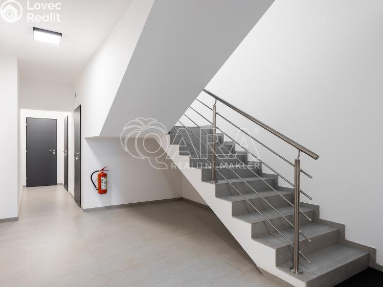 Оренда квартири 2+KK Roztoky, Na Panenské 1880 č. 18