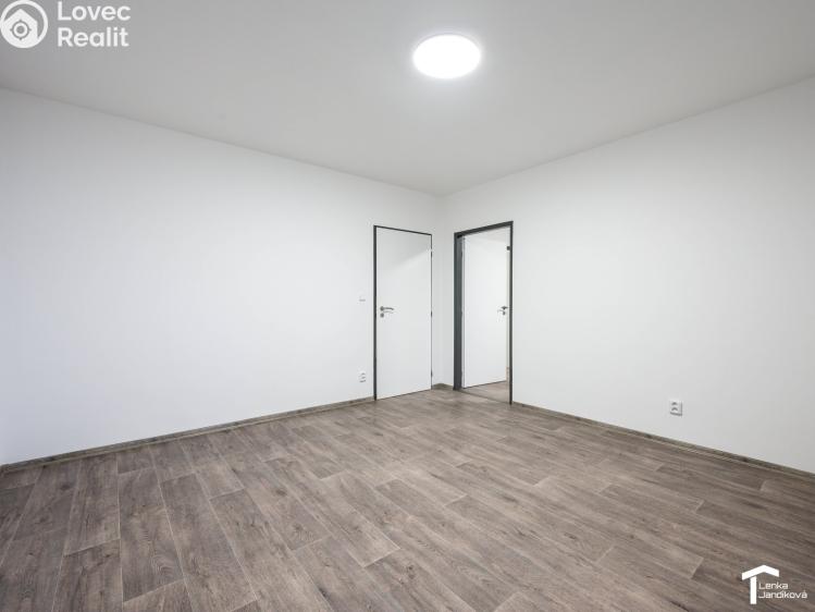 Rent apartment 2+1 Pardubice, Josefa Ressla č. 7