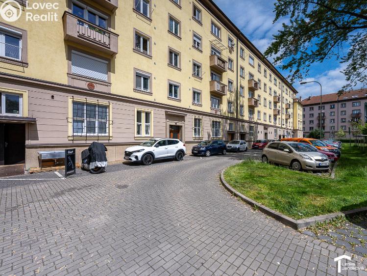 Rent apartment 2+1 Pardubice, Josefa Ressla č. 13
