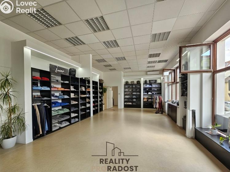 Pronájem obchodního prostoru Hodonín, Štefánikova č. 3
