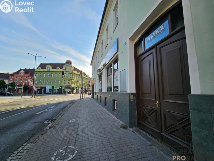 Pronájem obchodního prostoru Hodonín, Štefánikova č. 8